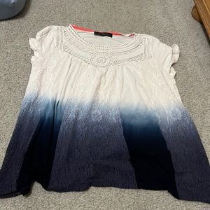 B Flawless white blue ombré shirt Medium
